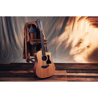 Taylor 150ce 12-String Dreadnought Acoustic-Electric Guitar